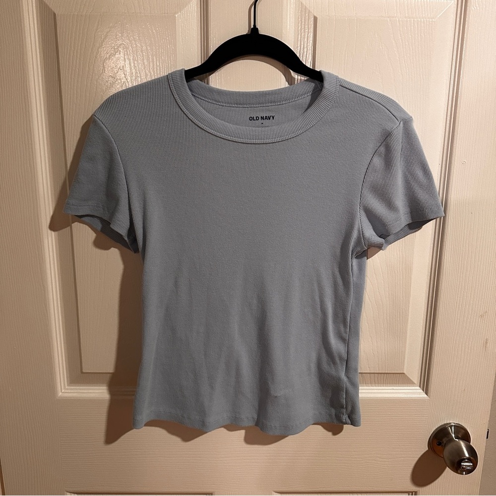 old navy light blue ribbed tee